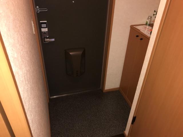 玄関　玄関