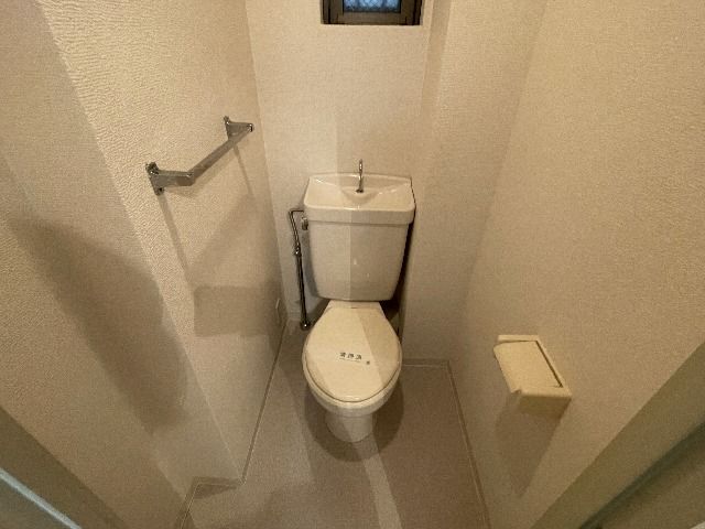クレール豊中曽根のトイレ写真