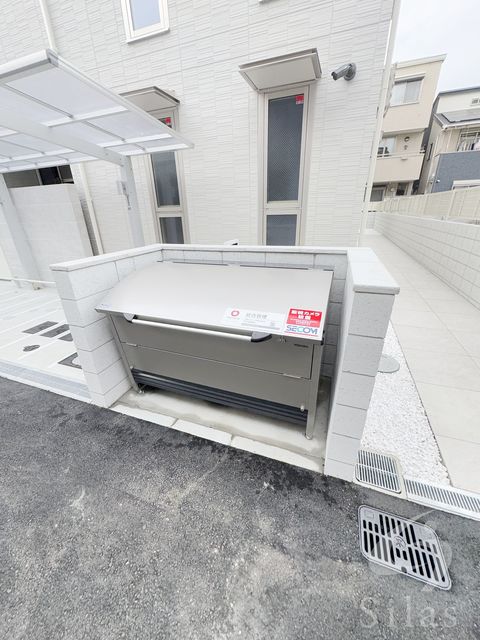 地下鉄四つ橋線 岸里駅 徒歩7分 3階建 築2年の外観写真