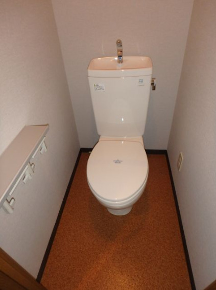 S.K.Yマンションのトイレ写真
