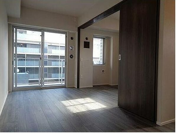 ライオンズ千代田岩本町ミレス-KDAの居間写真