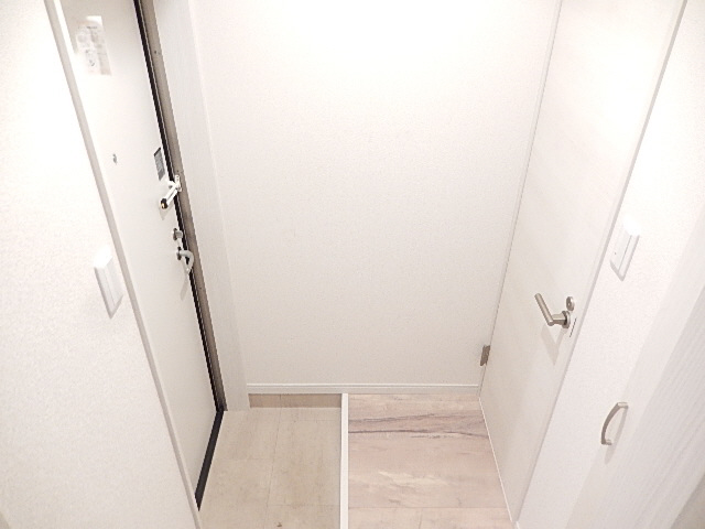 玄関　同シリーズ参照