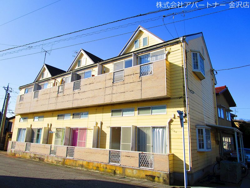 カーサ笠舞本町の建物外観