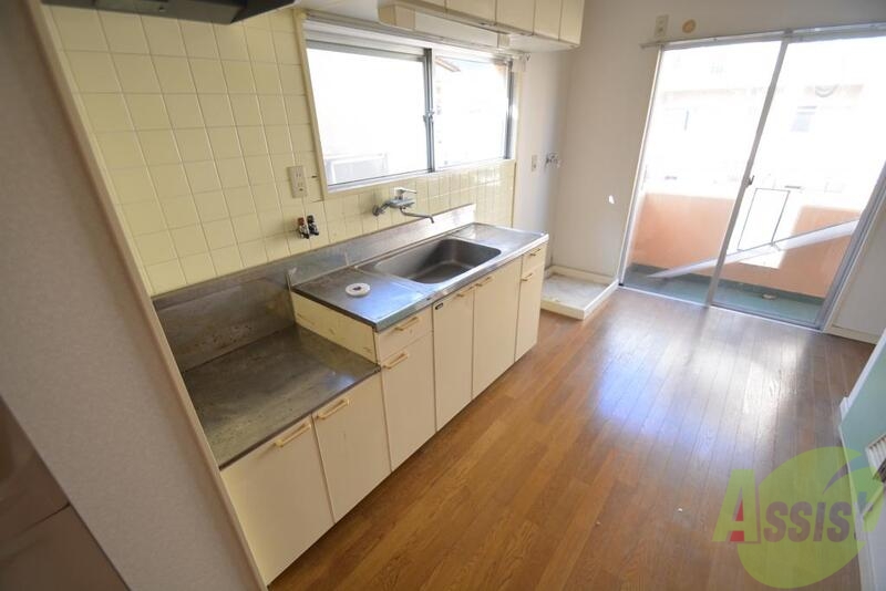 キッチン　広々としたキッチンです。