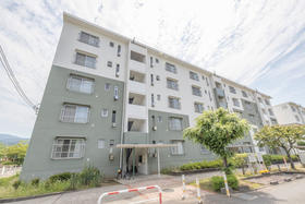 南海高野線/三日市町駅 バス13分 (バス停)南花台三丁目北 歩4分