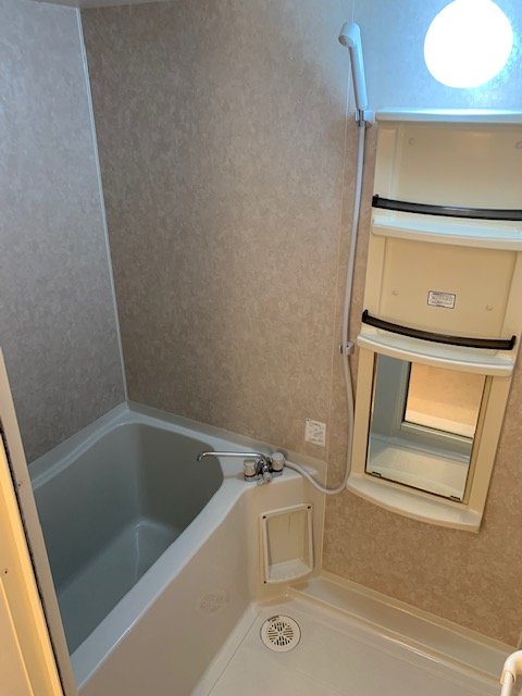 バス・シャワールーム　シャワー付　バストイレ別