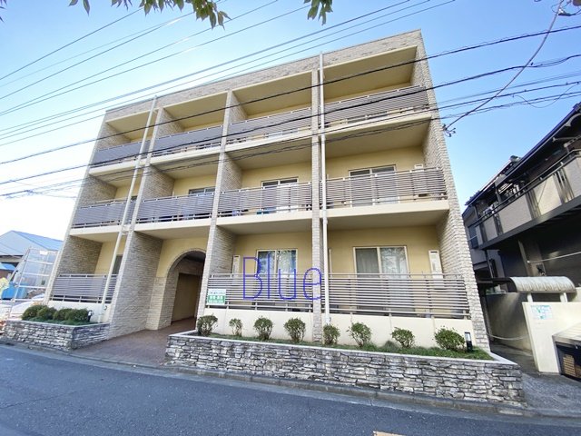横浜市都筑区池辺町のマンションの建物外観