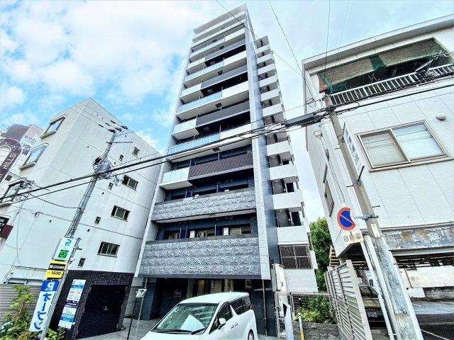 【プレサンス谷町九丁目ディセオの建物外観】