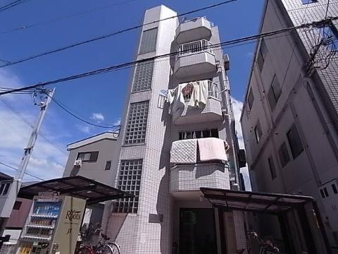 【プレアール古市駅前の建物外観】