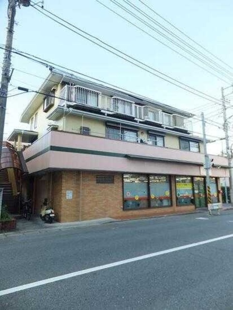 シェアハウス・ブルーメンの建物外観