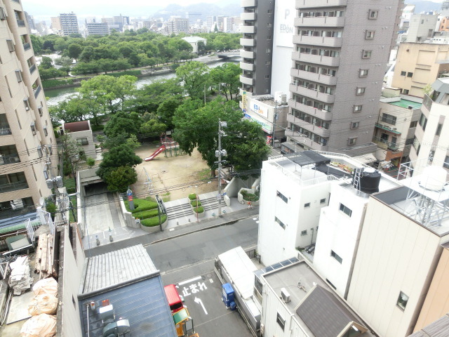 【広島市中区大手町のマンションの眺望】