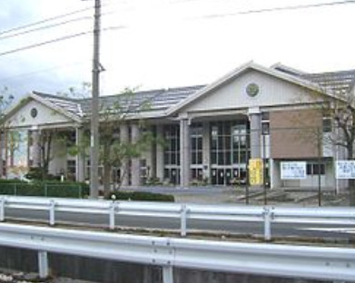 【倉吉市上井のアパートの小学校】