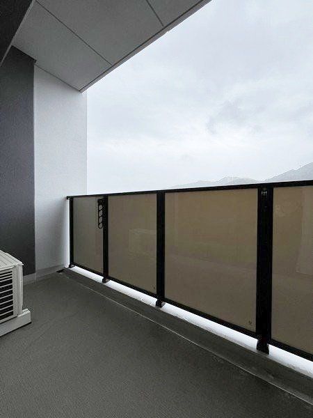 バルコニー　※別フロアの写真です