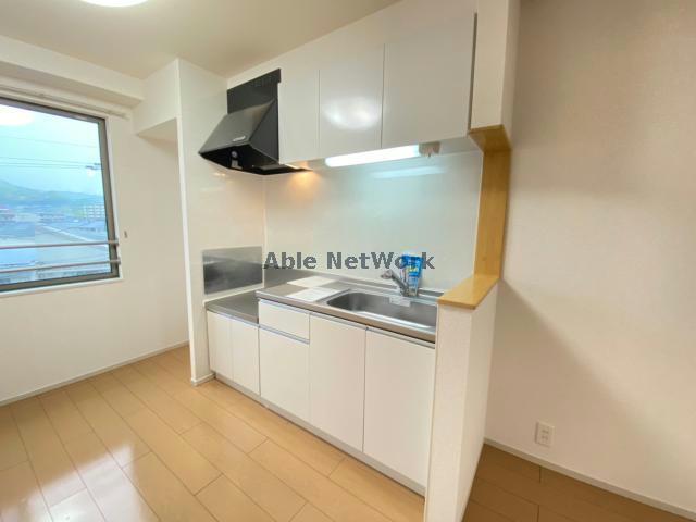 キッチン　同型タイプ　現況優先