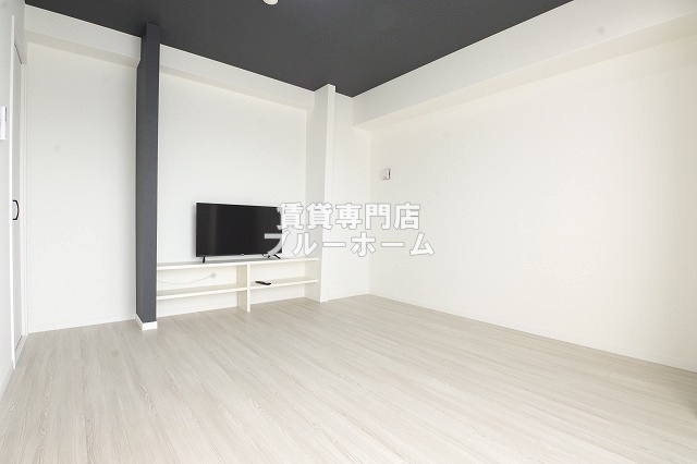 居室・リビング　洋室8.6帖！