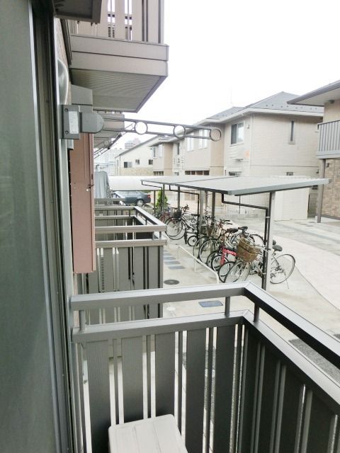 バルコニー　洗濯物も干せますね。