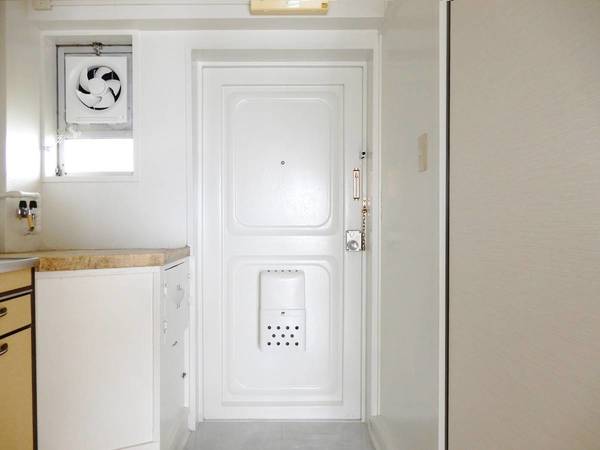 玄関　ビレッジハウスの同一物件・同一タイプの間取りの写真です