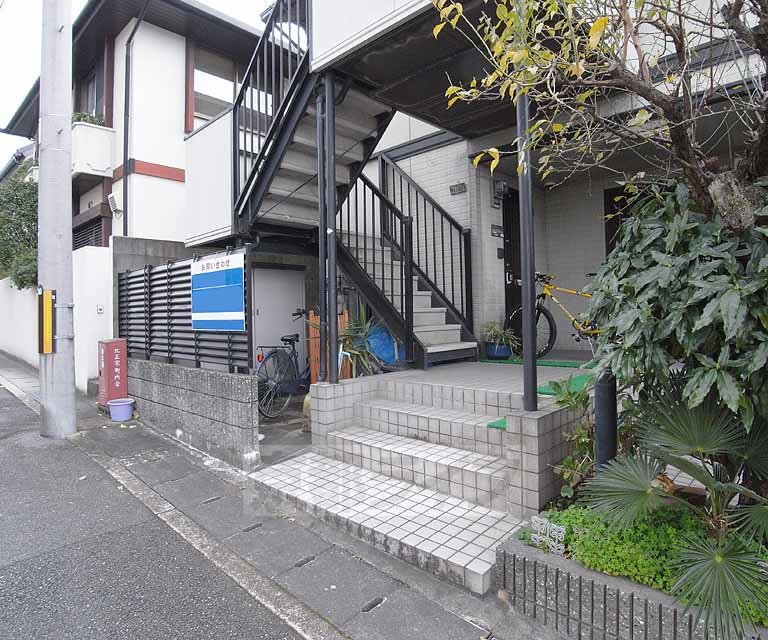 その他共有部分　入口です。