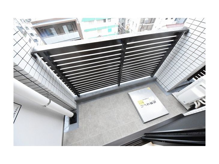バルコニー　写真は同マンションの別の部屋の場合があります