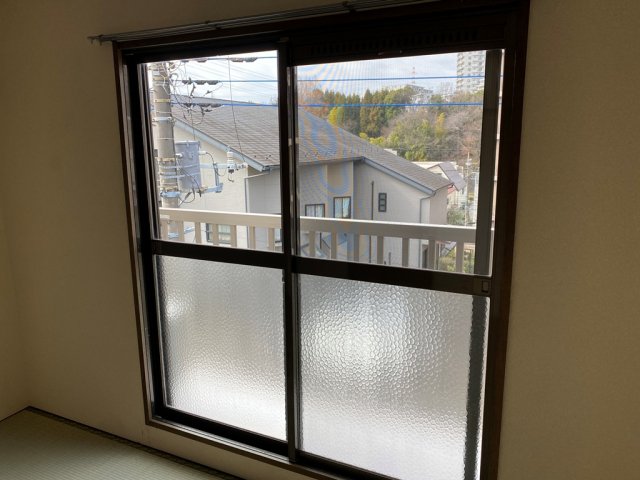 眺望　眺望は高台にあるので２階でも陽当り眺望ともに良好です♪