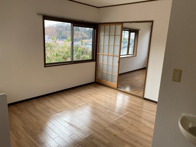 その他設備　DK6帖にも南側と東側に窓が付いていて明るく風通し良好です♪