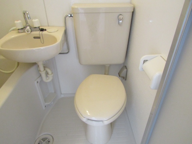 トイレ　※別のお部屋の写真です