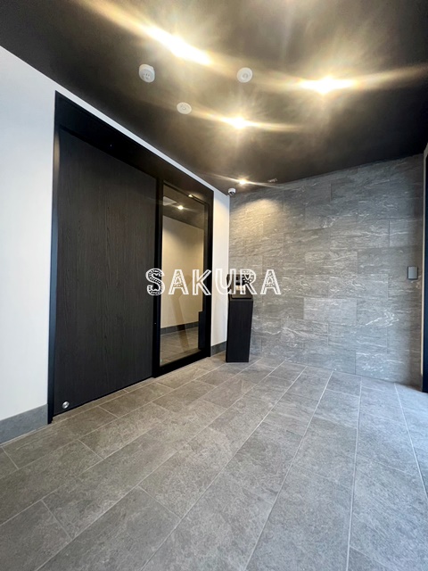 エントランス　管理の行き届いたエントランスです♪