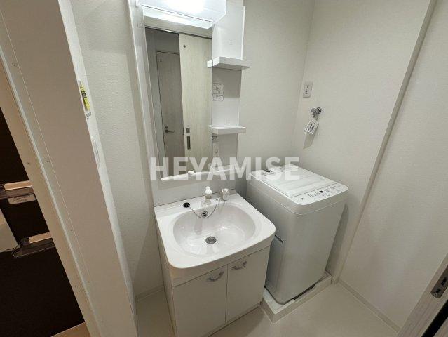 洗面設備　※室内画像は別号室のもの。