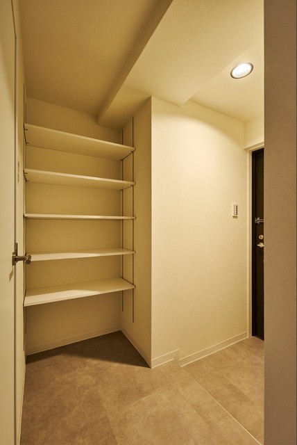 玄関　※写真は同タイプ住戸です。