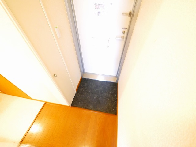 玄関　明るい玄関です