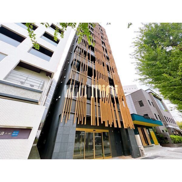 建物外観　デザイナーズな外観ですね