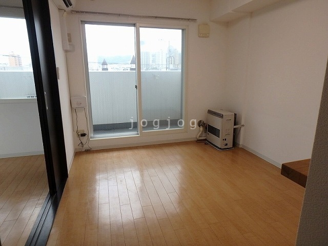 居室・リビング　同号室タイプ写真