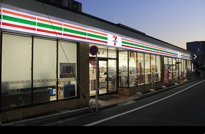 コンビニ　セブン-イレブン 江東佐賀２丁目店（コンビニ）まで306m