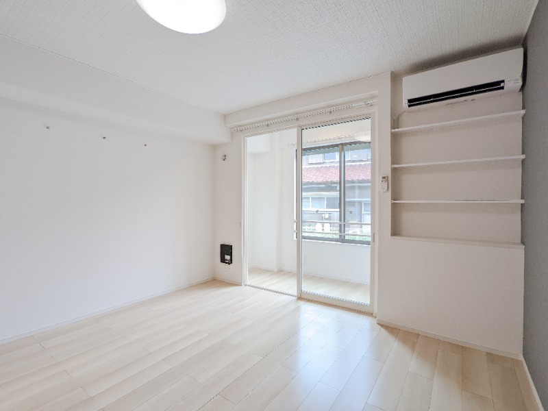 居室・リビング　図面と現状に相違がある場合には現状を優先