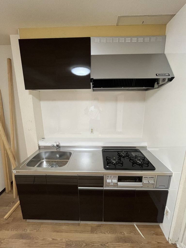 キッチン　新規交換中