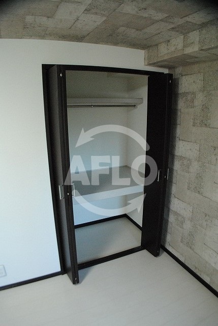 収納　メディアビル　クローゼット