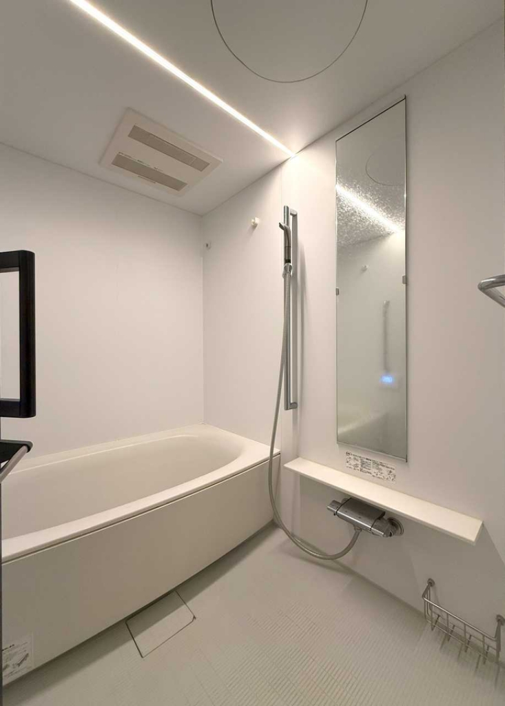 バス・シャワールーム　浴室