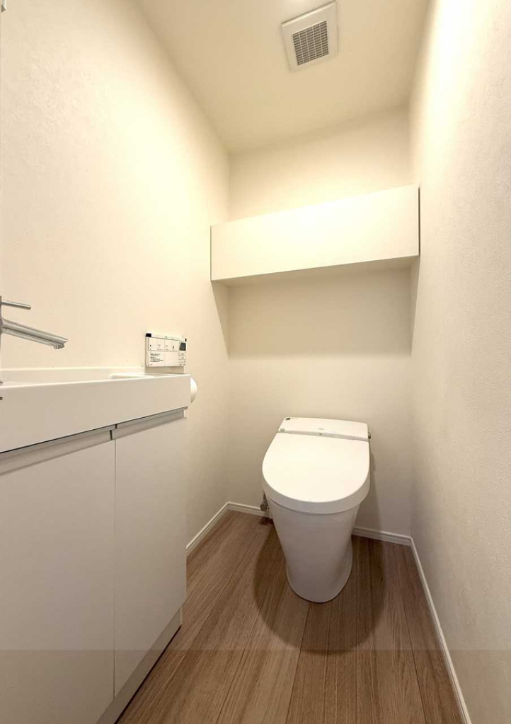 トイレ　トイレ