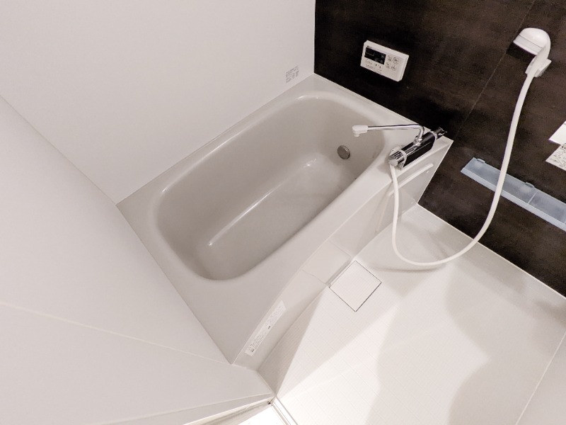 バス・シャワールーム　図面と現状に相違がある場合には現状を優先