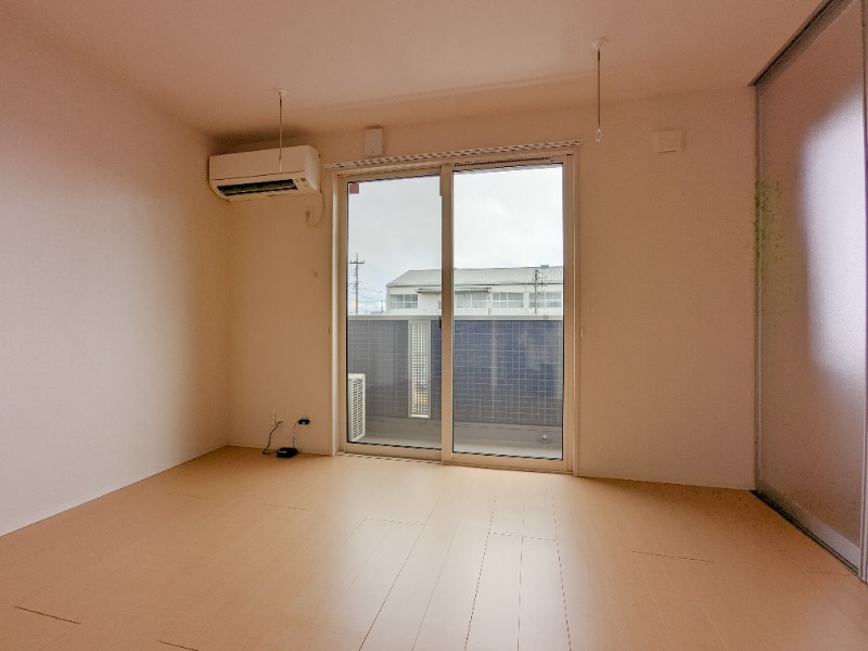 居室・リビング　図面と現状に相違がある場合には現状を優先