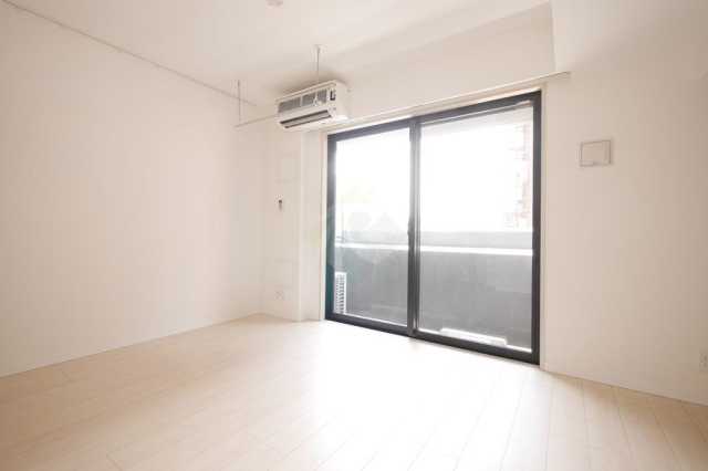 居室・リビング　Log文京SENDAGI