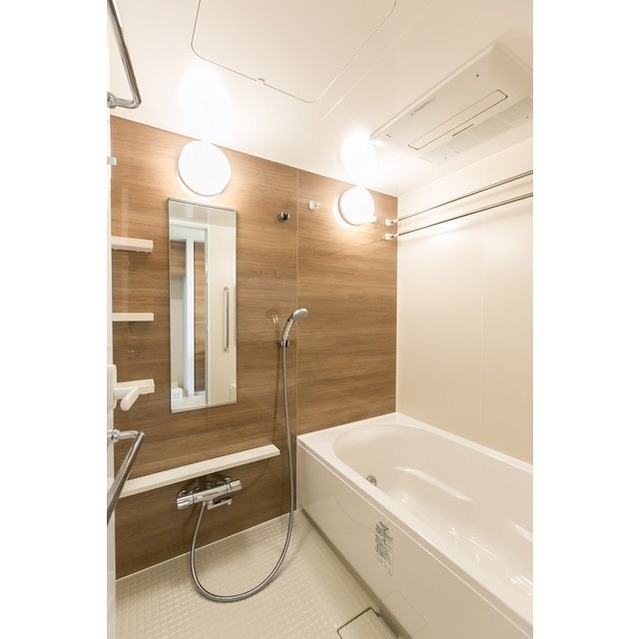 バス・シャワールーム