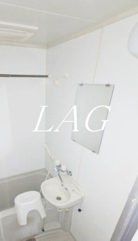 洗面設備　洗面台です。