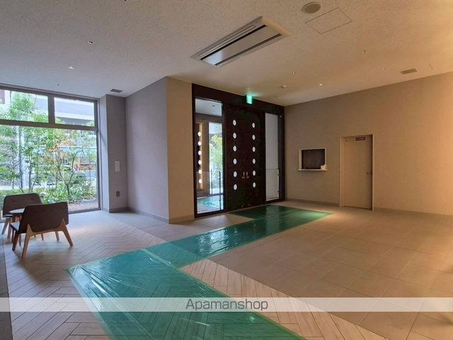 ロビー　ロビー