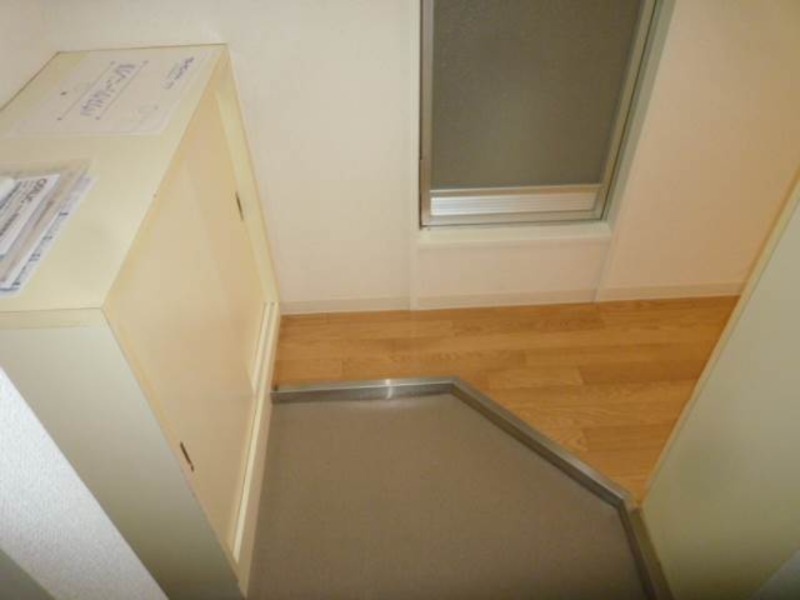 玄関　玄関にシューズボックスあり♪