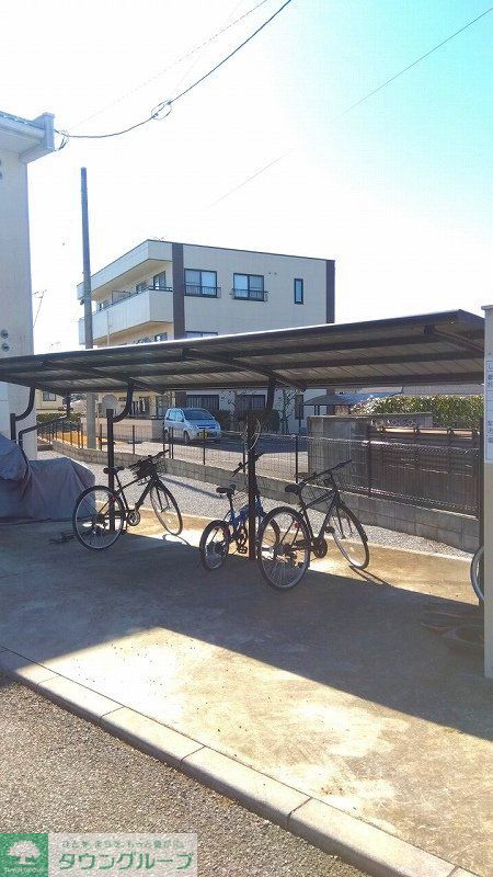 ロビー　駐輪場