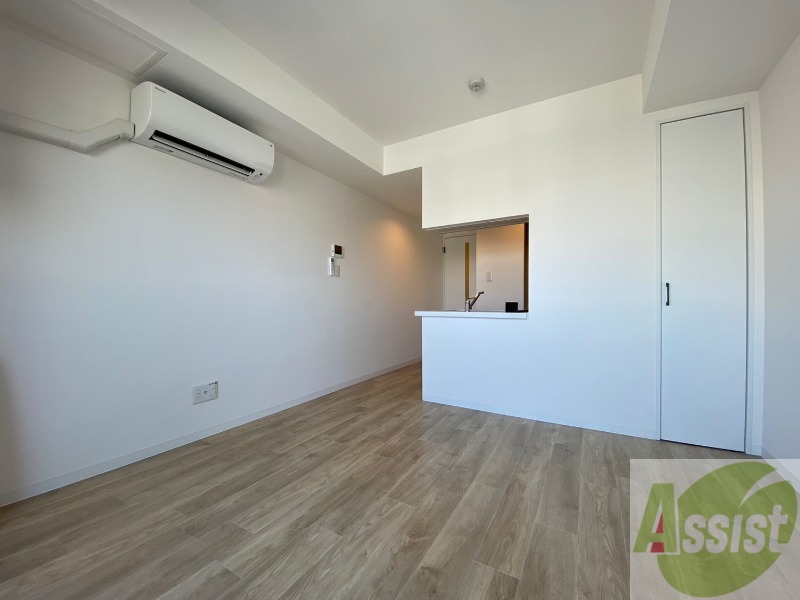 居室・リビング　広くてきれいなリビングです！快適に過ごせそうですね。