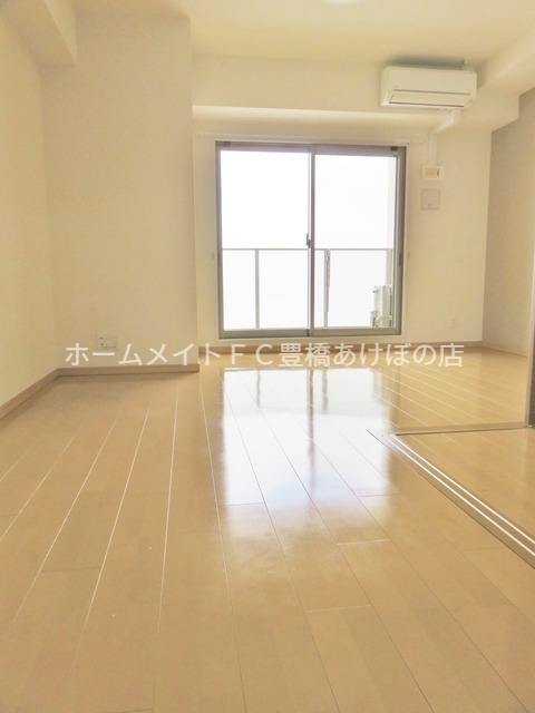 居室・リビング　同型別部屋写真