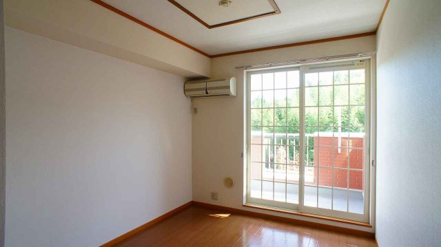 居室・リビング　居間です