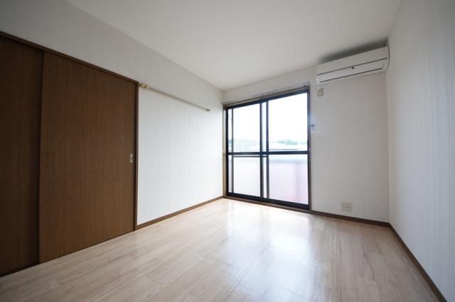 居室・リビング　洋室